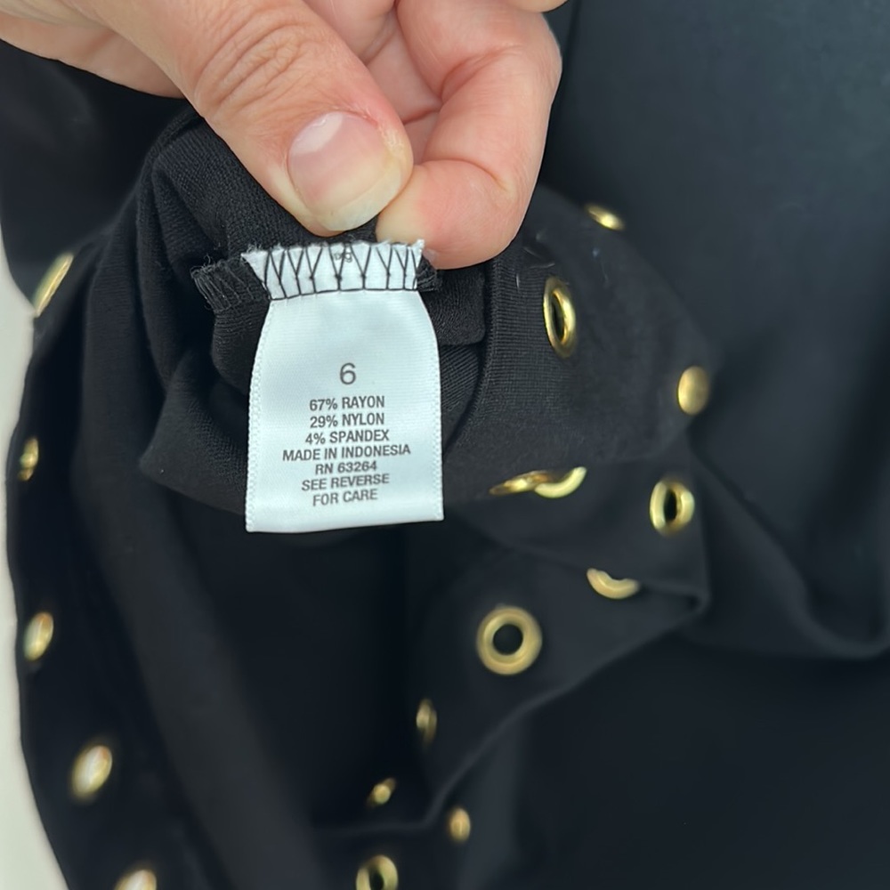 Roz & Ali  Dress Woman’s Black Stretch Shift Mod Gold Grommets Stretch - Picture 4 of 4